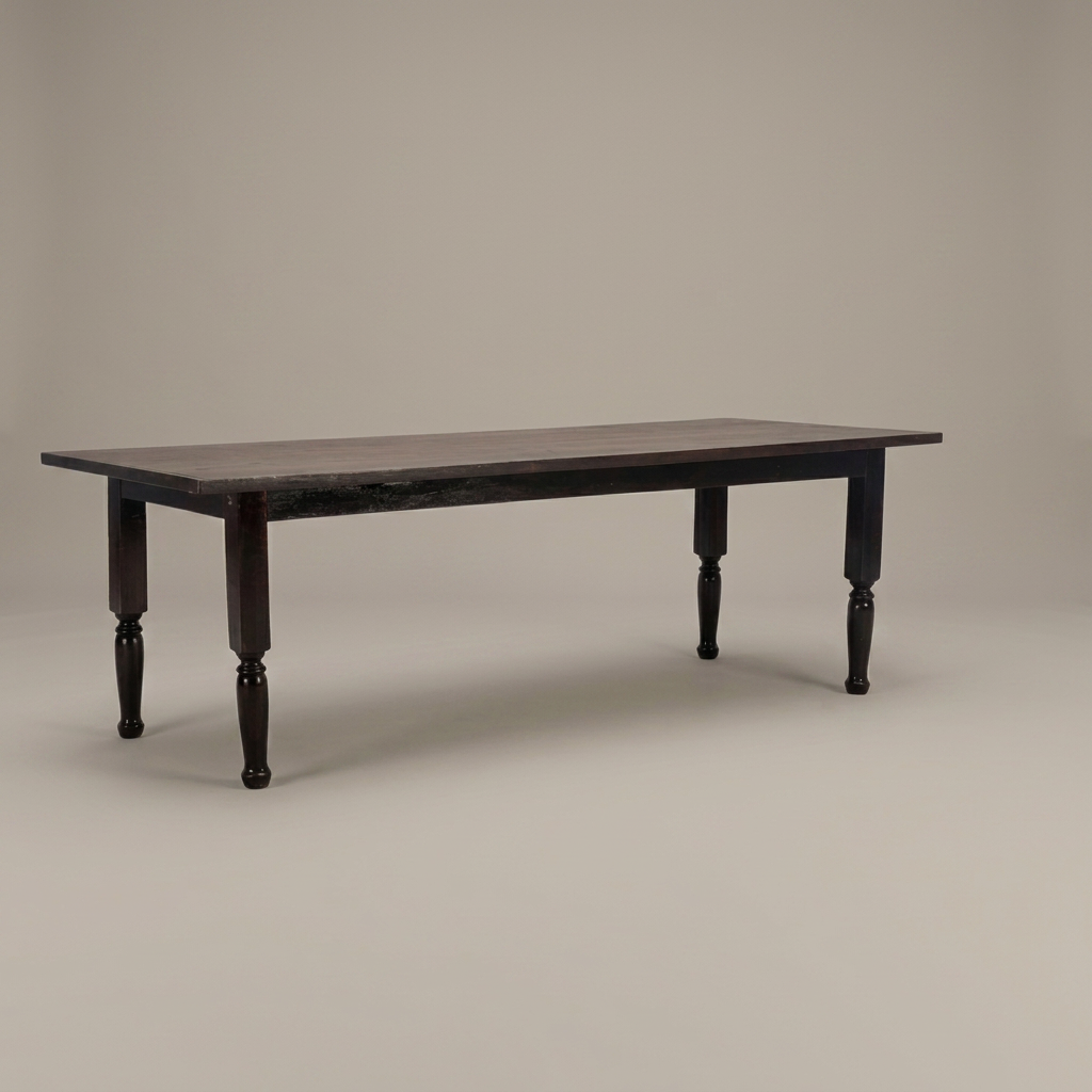 Long barn, dark brown